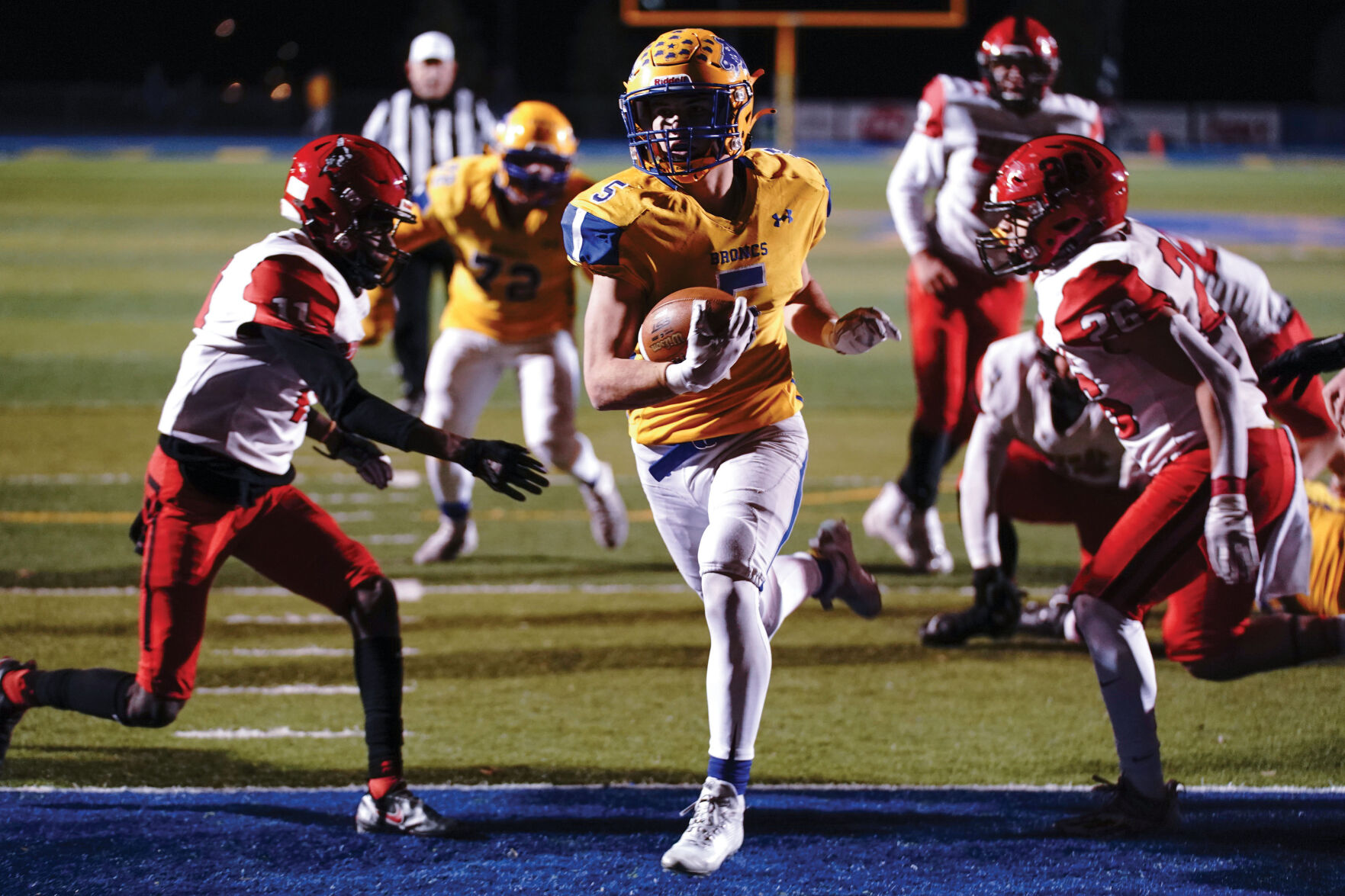 SHS FB v Cheyenne Central 001.jpg